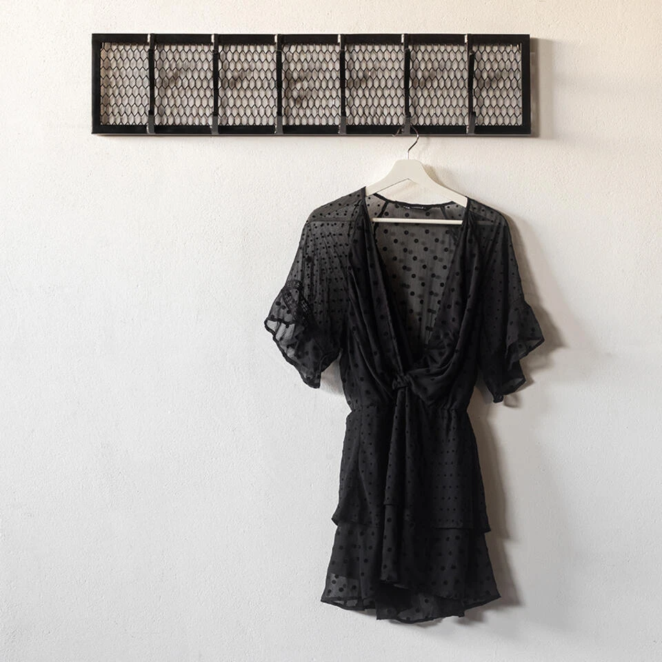 Giga Meubel Kapstok 12 Haken - Zwart - Metaal - 95x9x22cm - Esther 5 Giga Meubel Kapstok 12 Haken - Zwart - Metaal - 95x9x22cm - Esther - Afbeelding 3