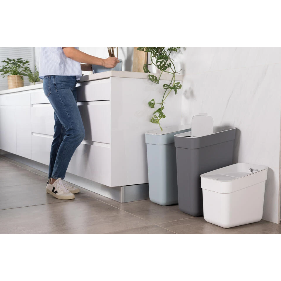 Curver Ready To Collect Prullenbak 30L - 2 Stuks - Antraciet 5 Curver Ready To Collect Prullenbak 30L - 2 Stuks - Antraciet - Afbeelding 3