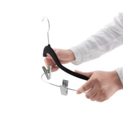 ACAZA Set Van 20 Fluwelen Kledinghangers - Metalen Haak - Zwart -Beste Opslag Winkel 1000068943 0103