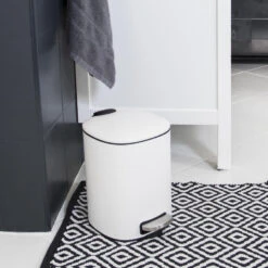 HI Pedaalemmer Classic - Softclose - 5L - Wit - 25 X 27 Cm 9 HI Pedaalemmer Classic - Softclose - 5L - Wit - 25 X 27 Cm -Beste Opslag Winkel 324f82fa70234015b67b2244bd3e5cce