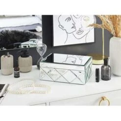 Beliani Juwelenkist GORRON - Zilver Glas -Beste Opslag Winkel b26251788b3b4ff0b56a8ef7606950fd